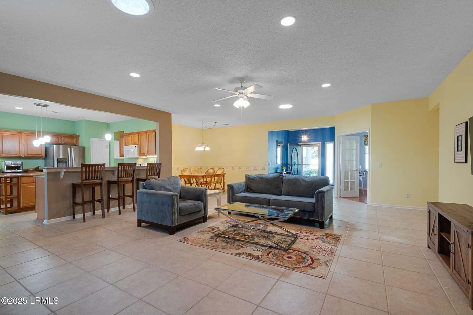 186 Hampton Circle, Bluffton, SC 29909 — photo 10 of 36