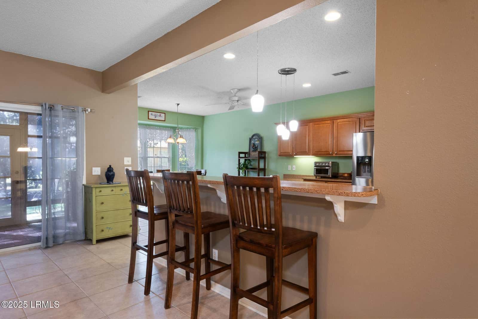 186 Hampton Circle, Bluffton, SC 29909 — photo 12 of 36