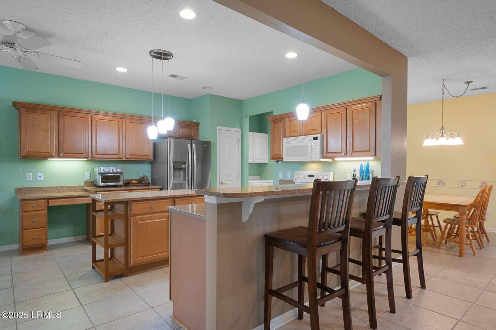 186 Hampton Circle, Bluffton, SC 29909 — photo 13 of 36