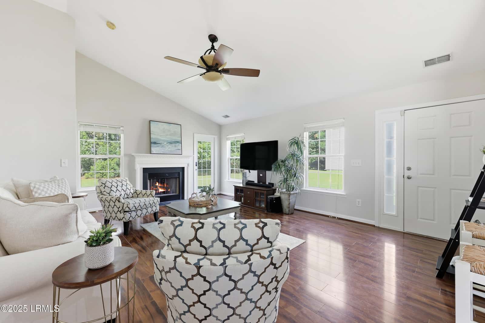 11 Savannah Oak Drive, Bluffton, SC 29910 — photo 6 of 34
