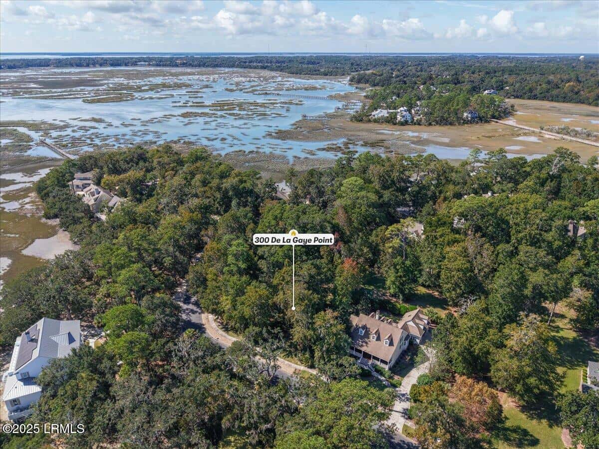 300 De La Gaye Point, Beaufort, SC 29902 — photo 13 of 28