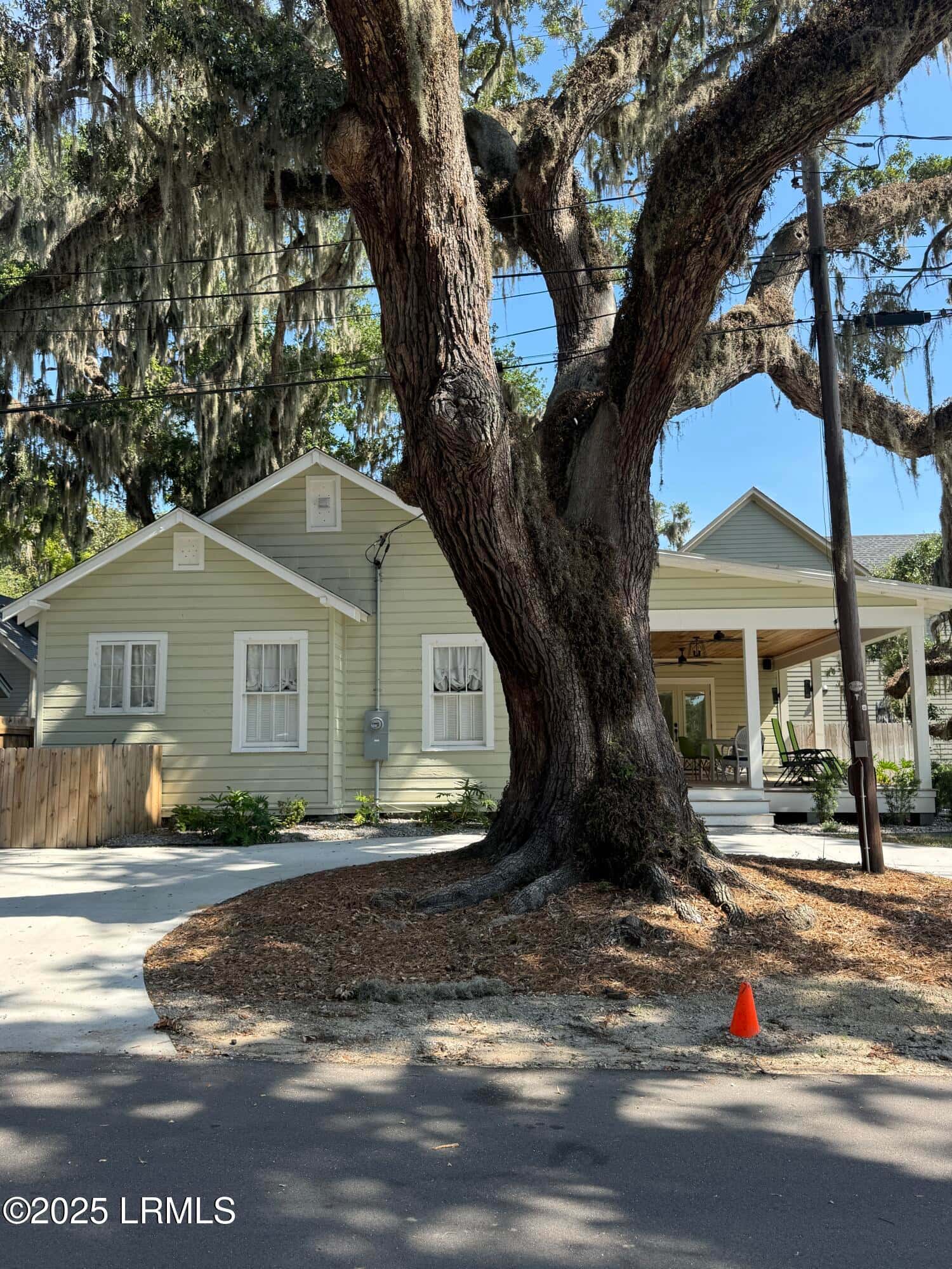 1503 Paris Avenue, Port Royal, SC 29935 — photo 5 of 86