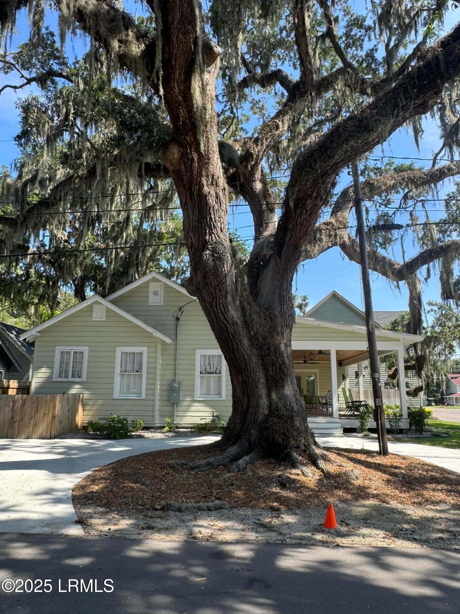 1503 Paris Avenue, Port Royal, SC 29935 — photo 6 of 86