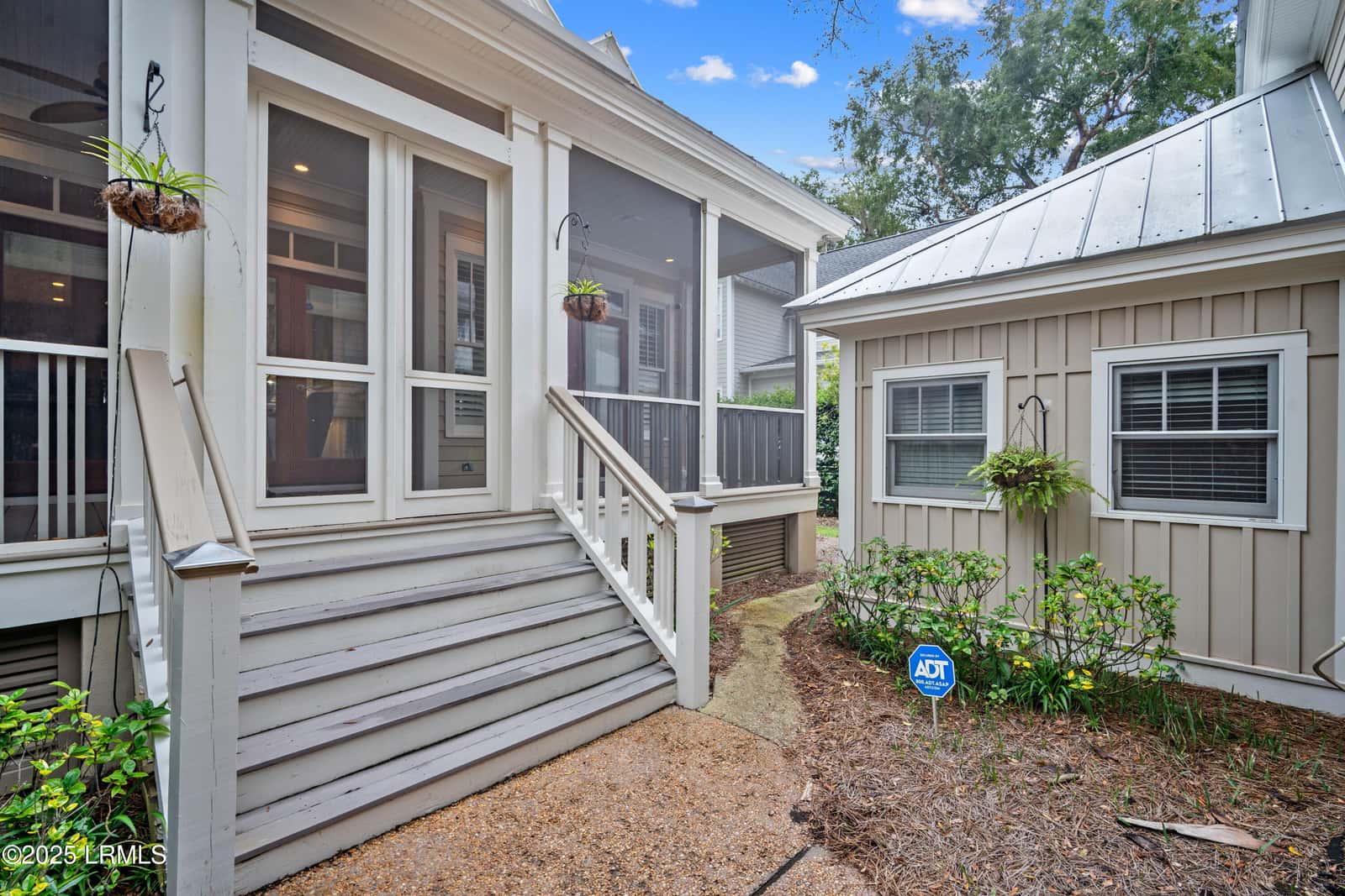 61 Park Way, Beaufort, SC 29907 — photo 13 of 63