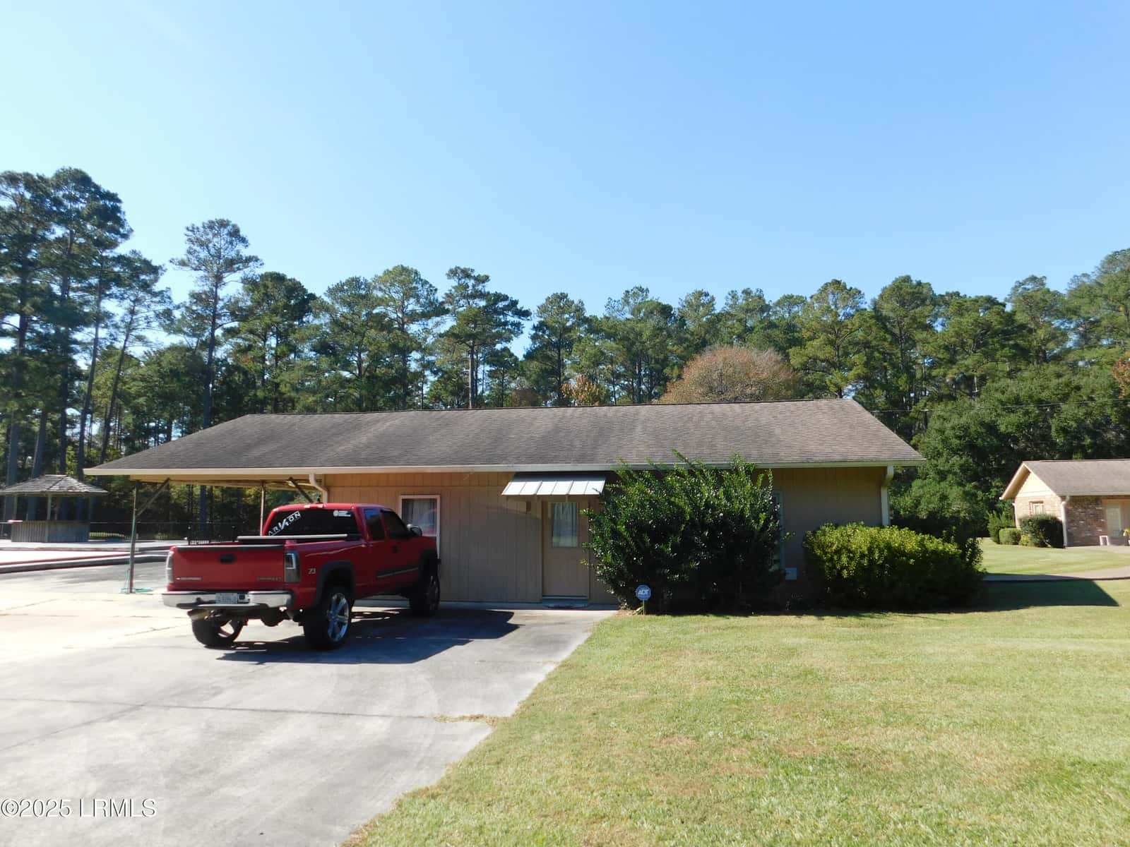 1608 Smiths Crossing, Ridgeland, SC 29936 — photo 33 of 36