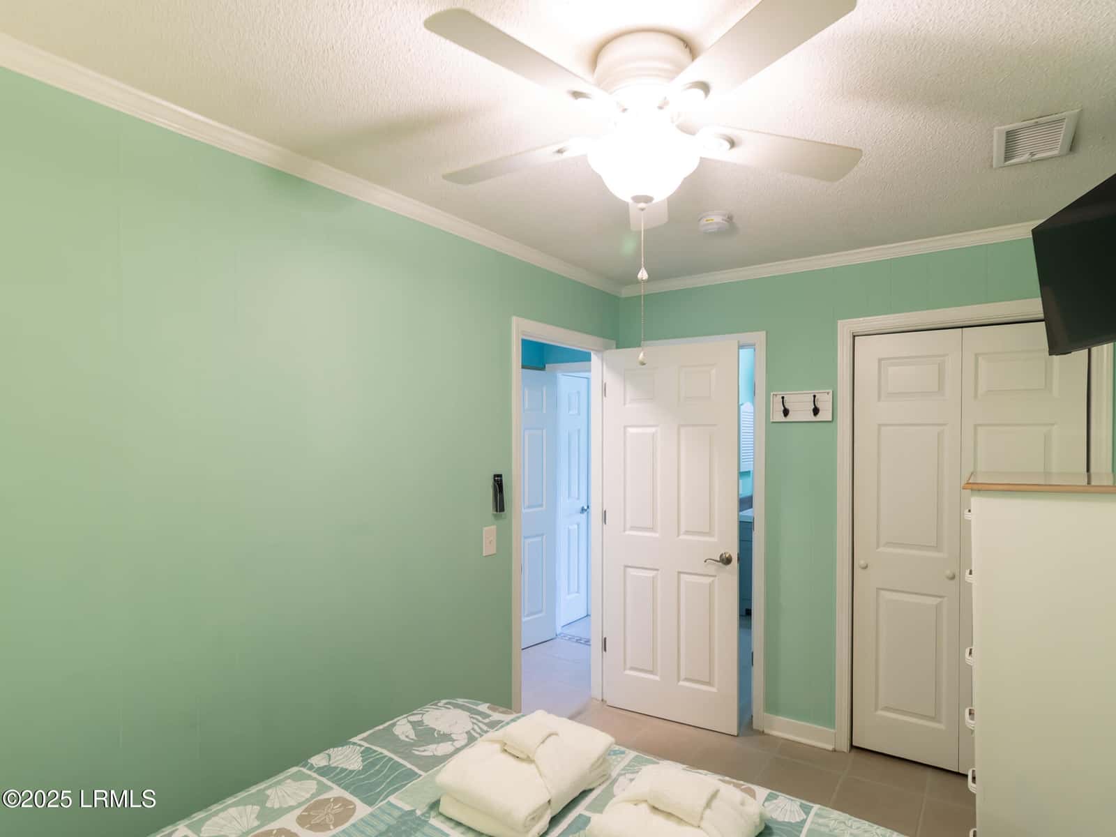 40 Folly Field Road 246c, Hilton Head Island, SC 29928 — photo 20 of 39