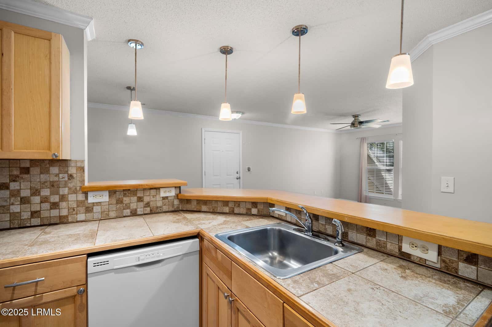 100 Kensington Boulevard 405, Bluffton, SC 29910 — photo 10 of 34