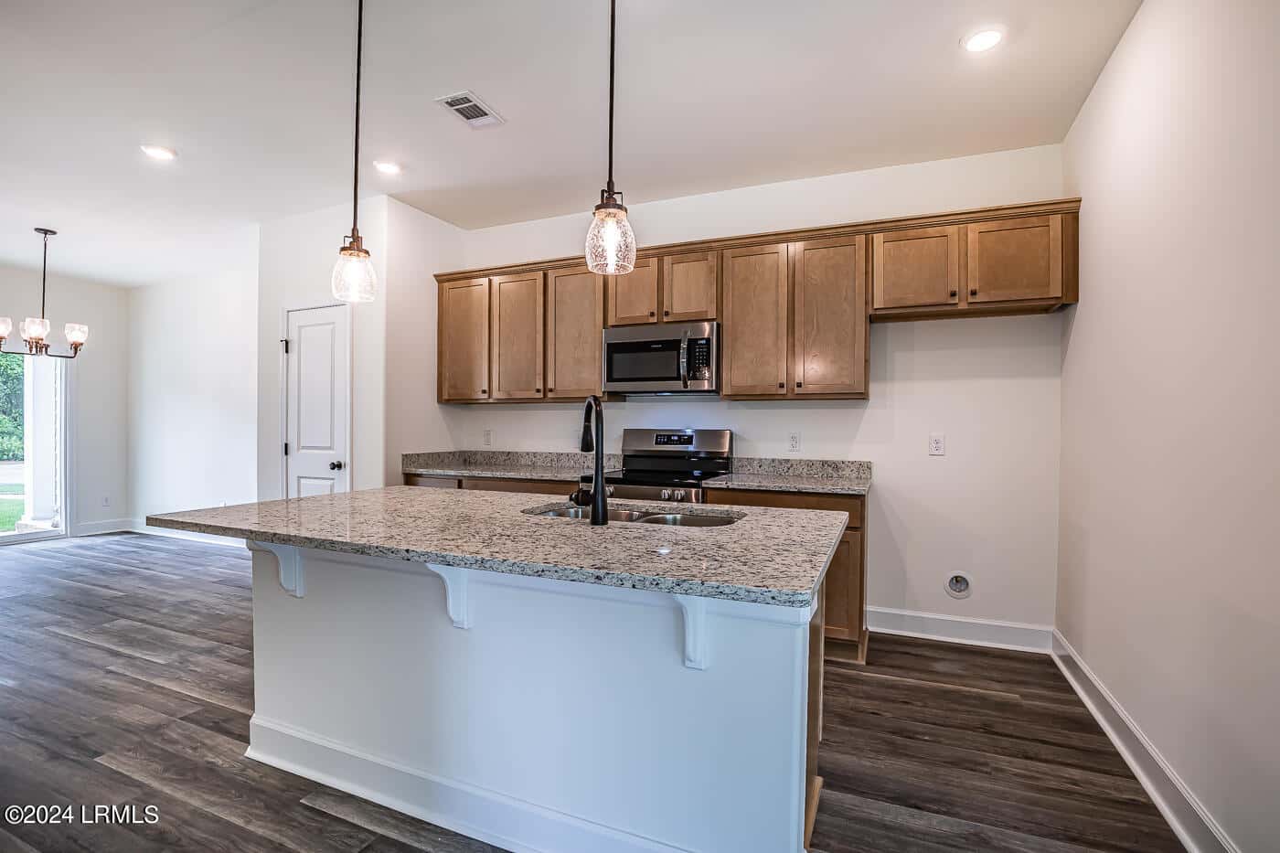 252 Weathersbee Street, Ridgeland, SC 29936 — photo 7 of 36