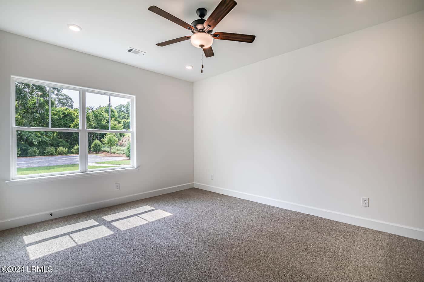 246 Weathersbee Street, Ridgeland, SC 29936 — photo 16 of 43