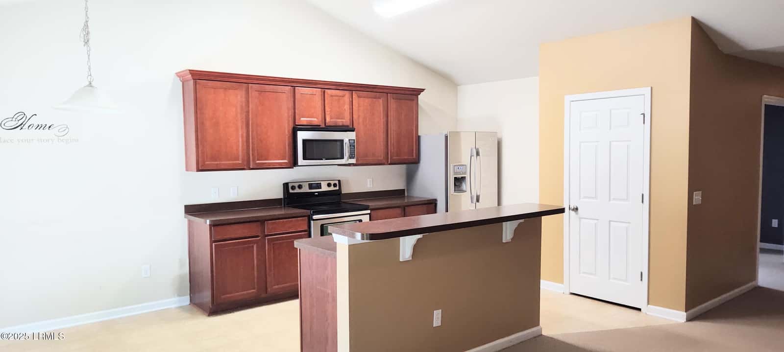 17 Harbison Place, Beaufort, SC 29906 — photo 6 of 39