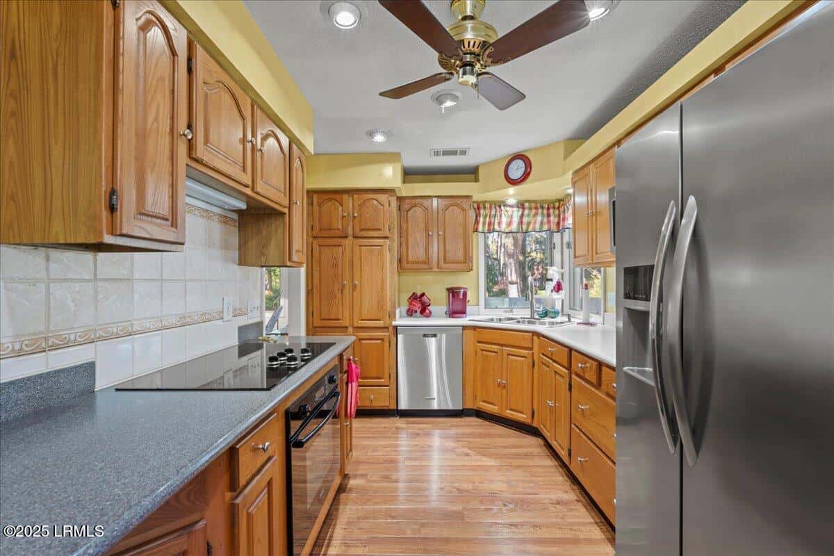 31 Chesterfield Lake Drive, Beaufort, SC 29906 — photo 20 of 42