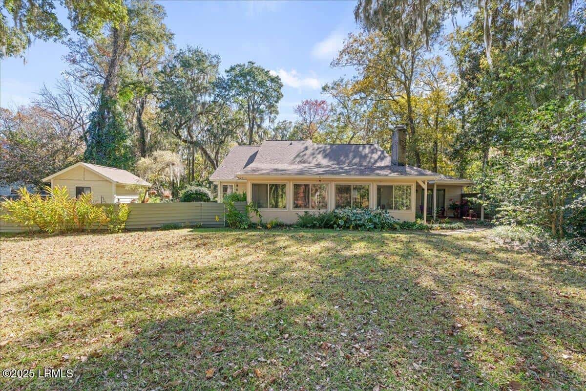31 Chesterfield Lake Drive, Beaufort, SC 29906 — photo 27 of 42