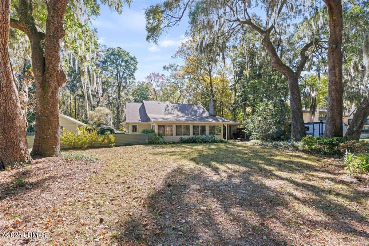 31 Chesterfield Lake Drive, Beaufort, SC 29906 — photo 31 of 42