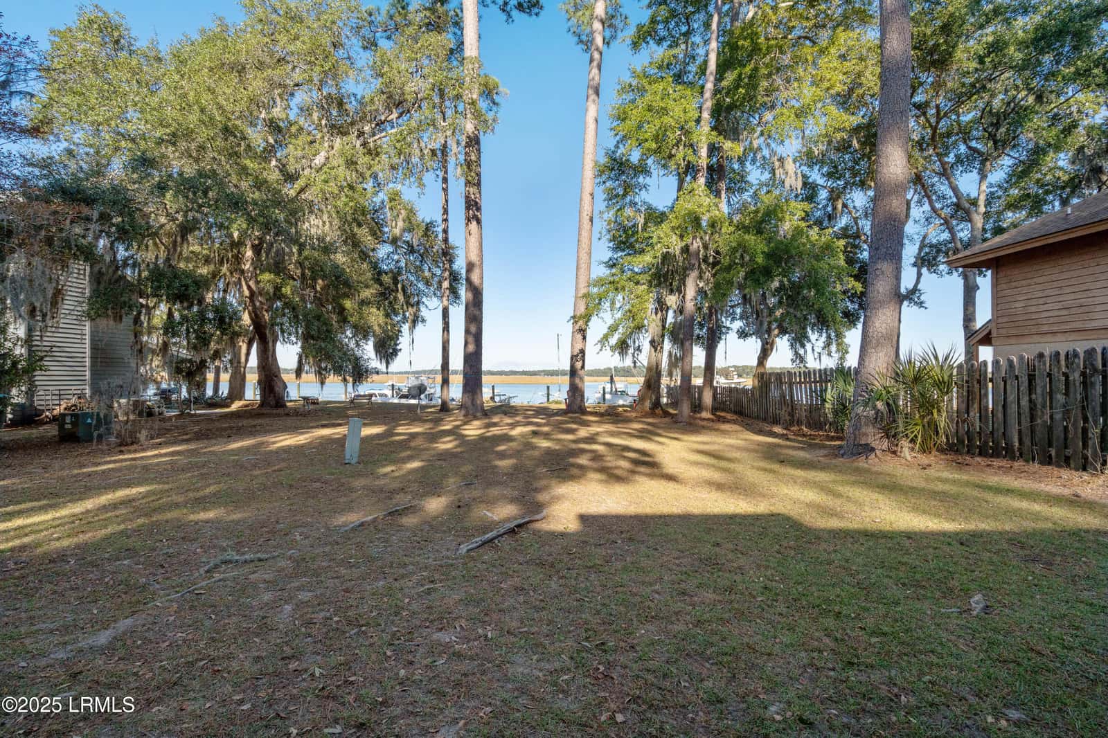 102 Battery Lane 102, Beaufort, SC 29902 — photo 3 of 40