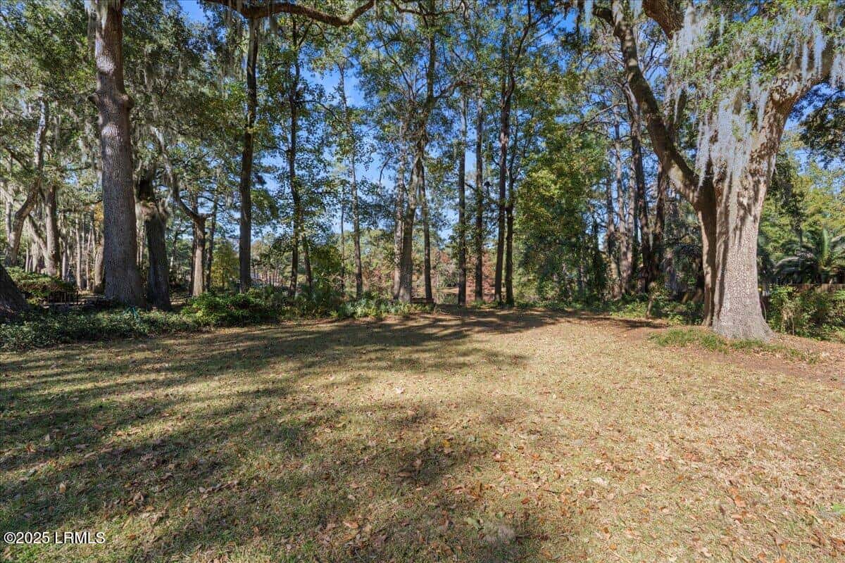 31 Chesterfield Lake Drive, Beaufort, SC 29906 — photo 34 of 42