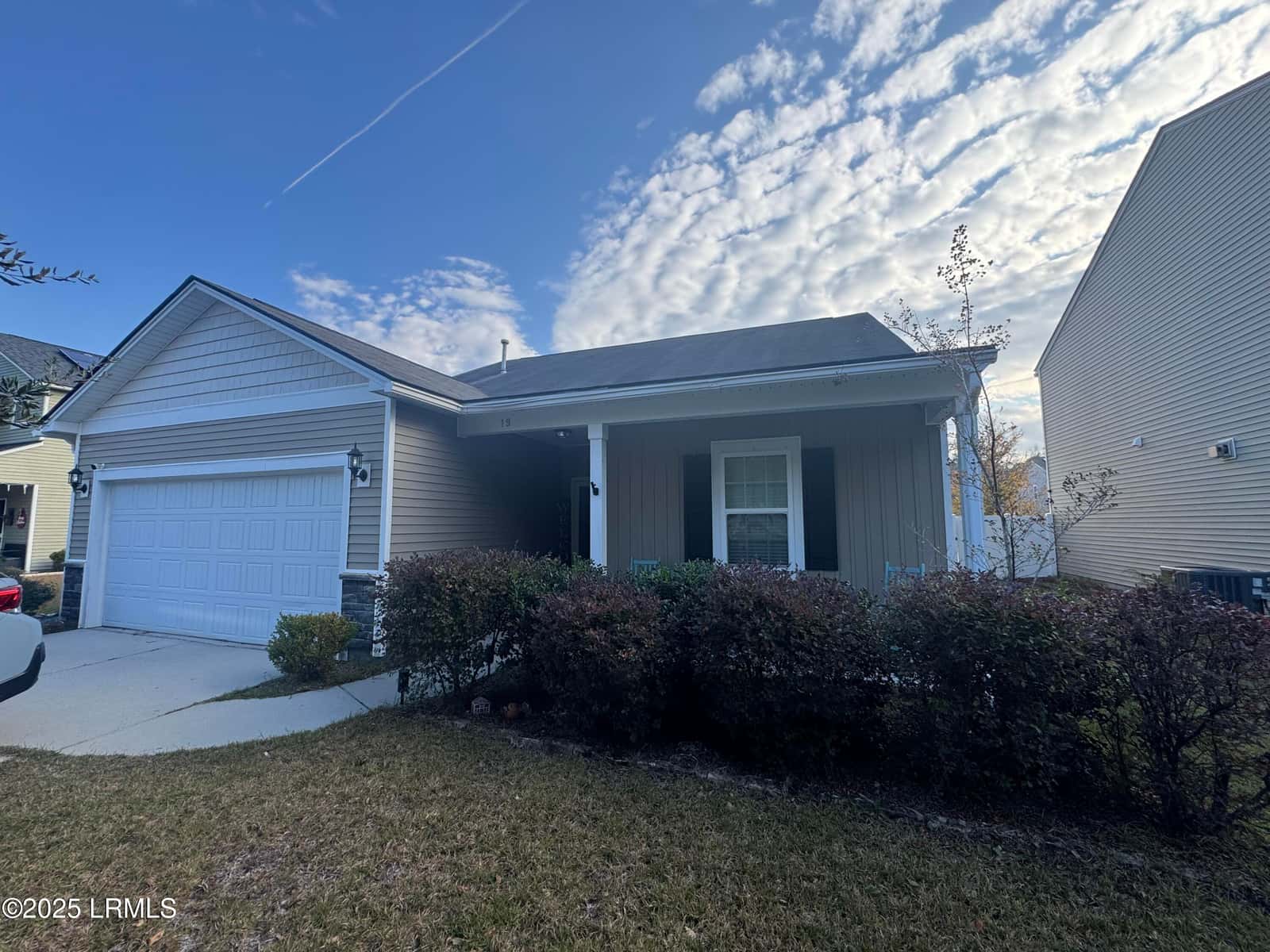 19 Brasstown Way, Beaufort, SC 29906 — photo 1 of 21