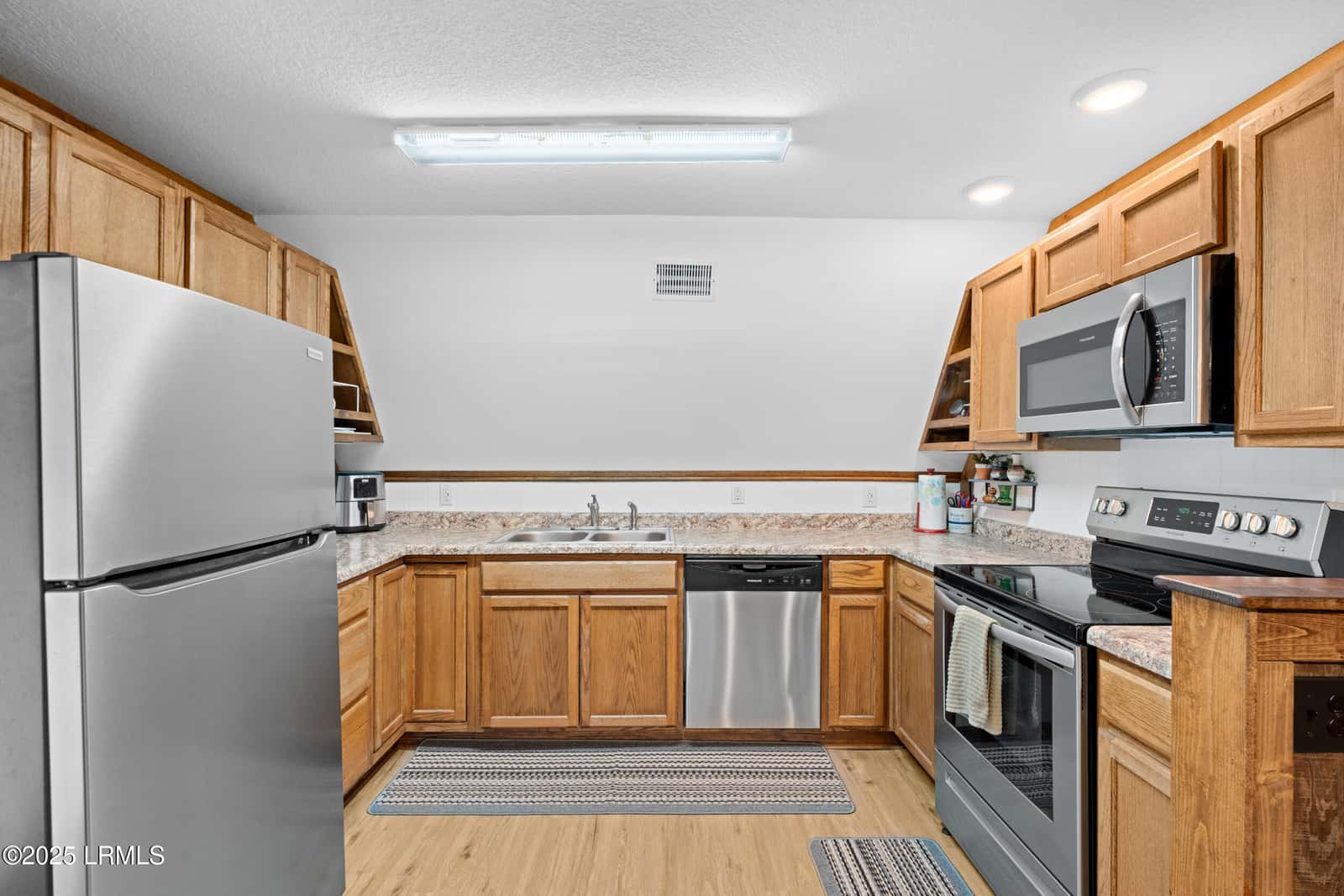 554 Mariners Way, Garnett, SC 29922 — photo 10 of 37