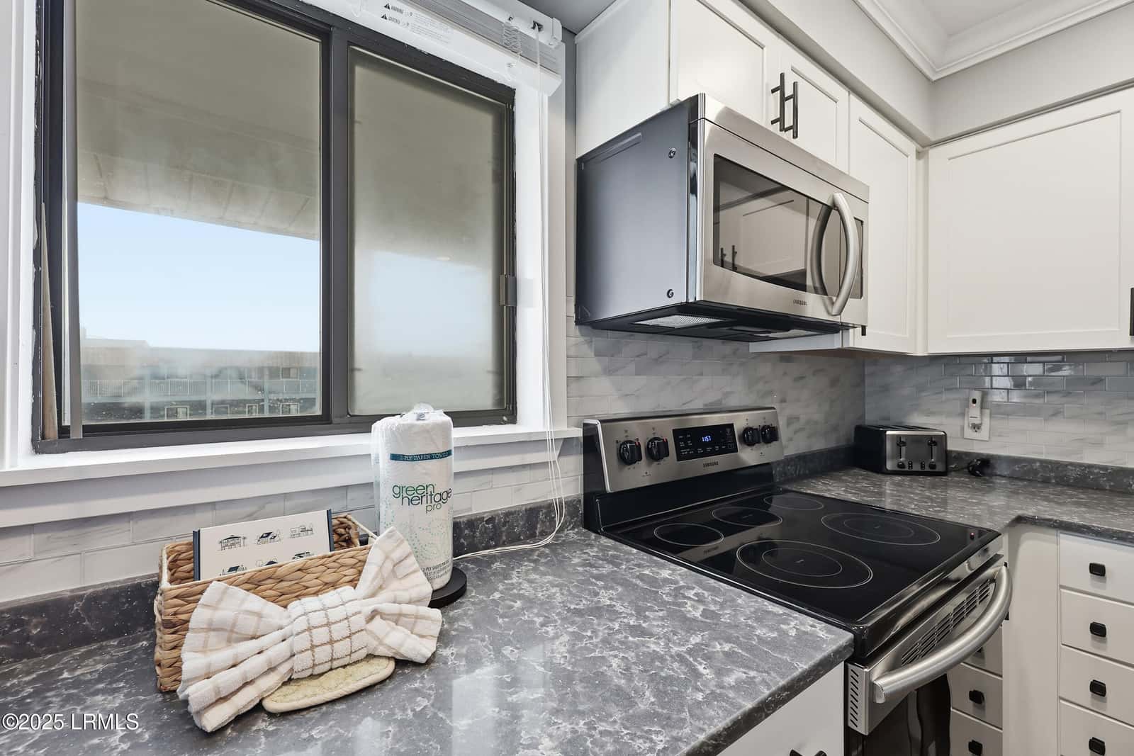 663 William Hilton Parkway 1424, Hilton Head Island, SC 29928 — photo 17 of 47