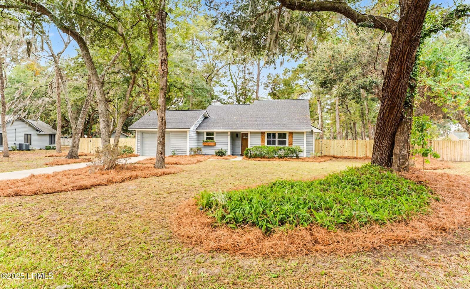 10 Chesterfield Lake Drive, Beaufort, SC 29906 — photo 3 of 50
