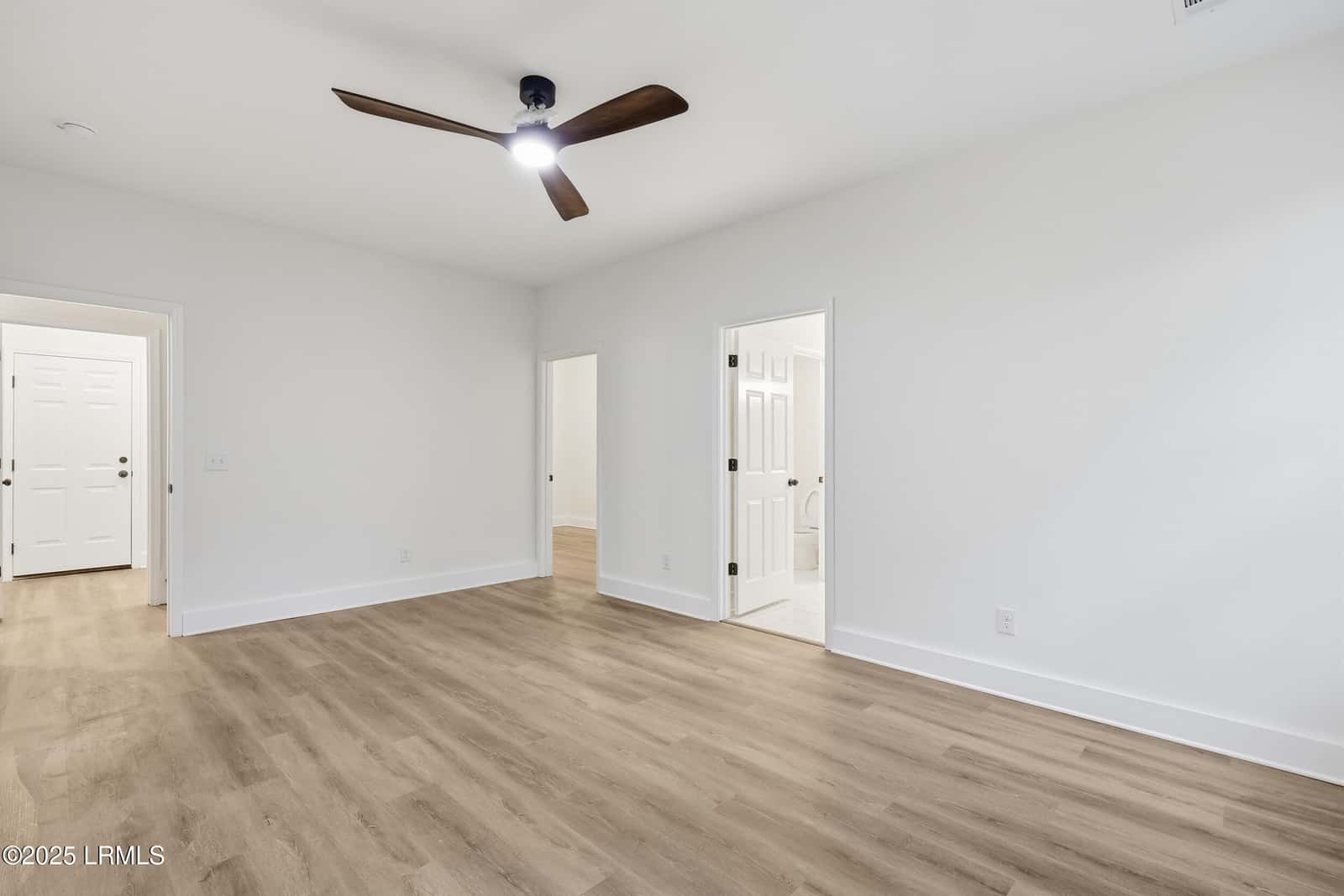 579 Sams Point Road, Beaufort, SC 29907 — photo 18 of 44
