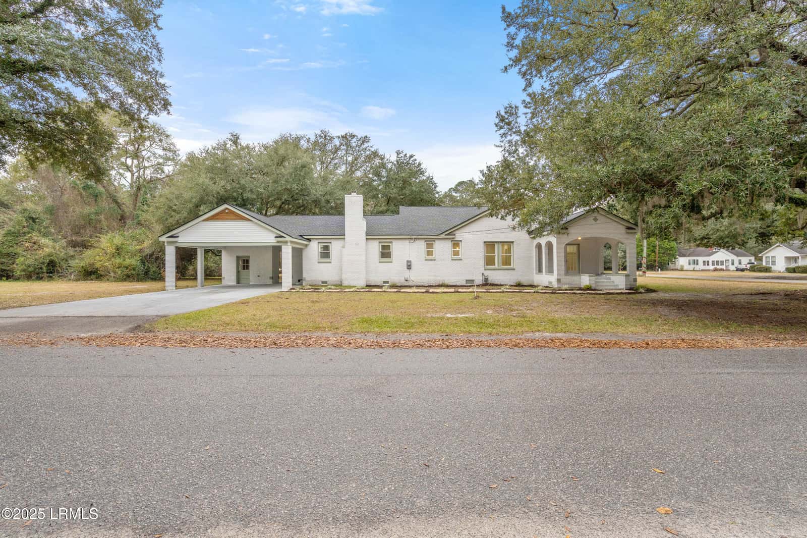31 Church Street N, Yemassee, SC 29945 — photo 2 of 49