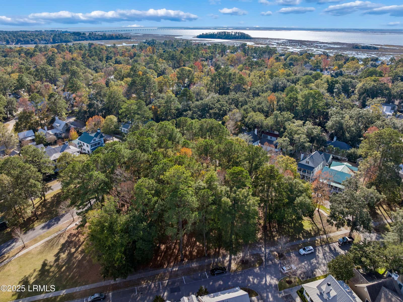 7 N Loudon, Beaufort, SC 29906 — photo 25 of 40