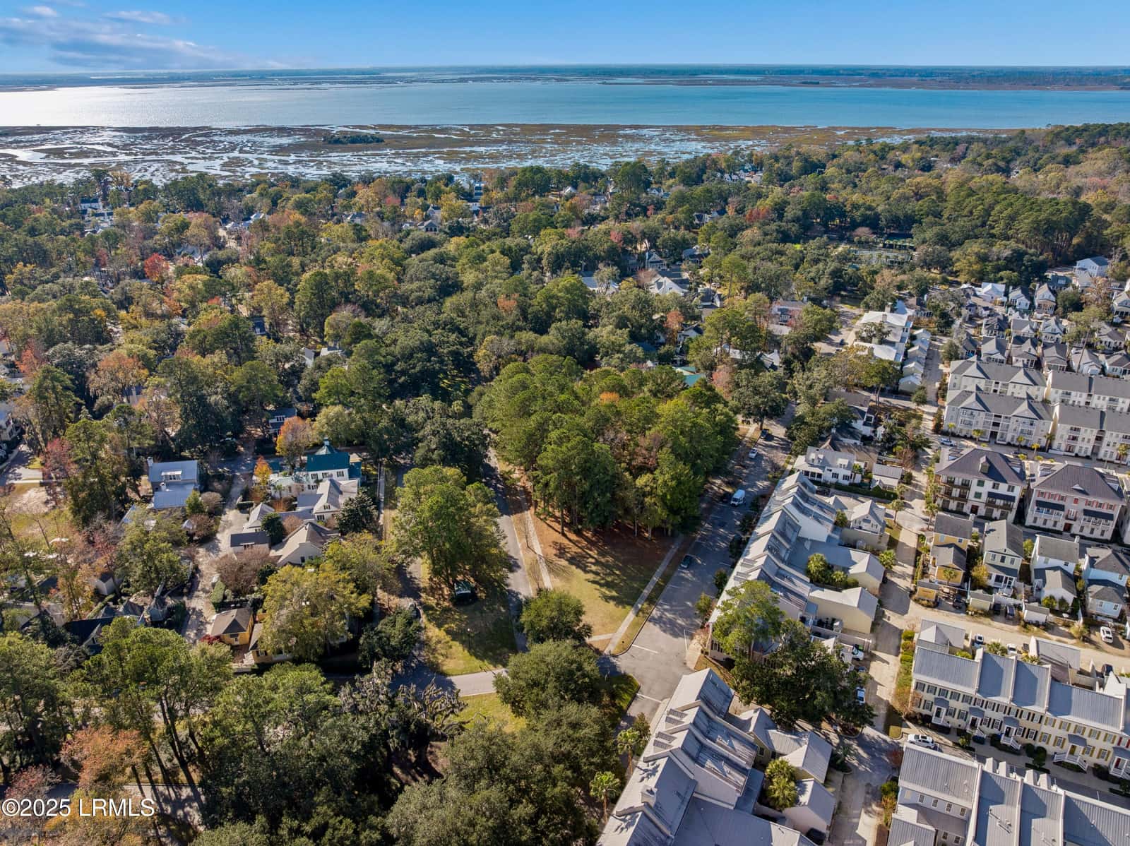 7 N Loudon, Beaufort, SC 29906 — photo 26 of 40