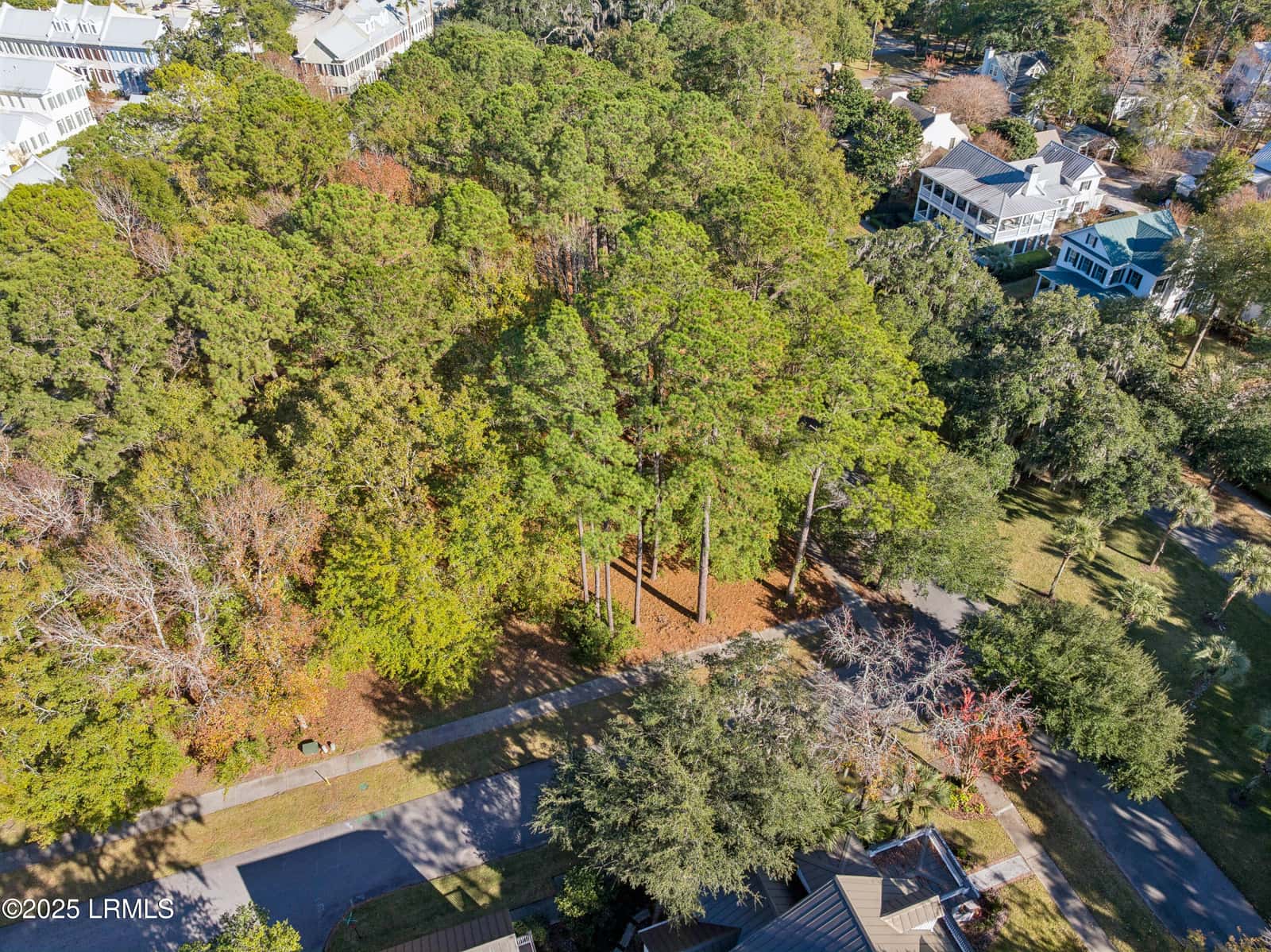 7 N Loudon, Beaufort, SC 29906 — photo 28 of 40