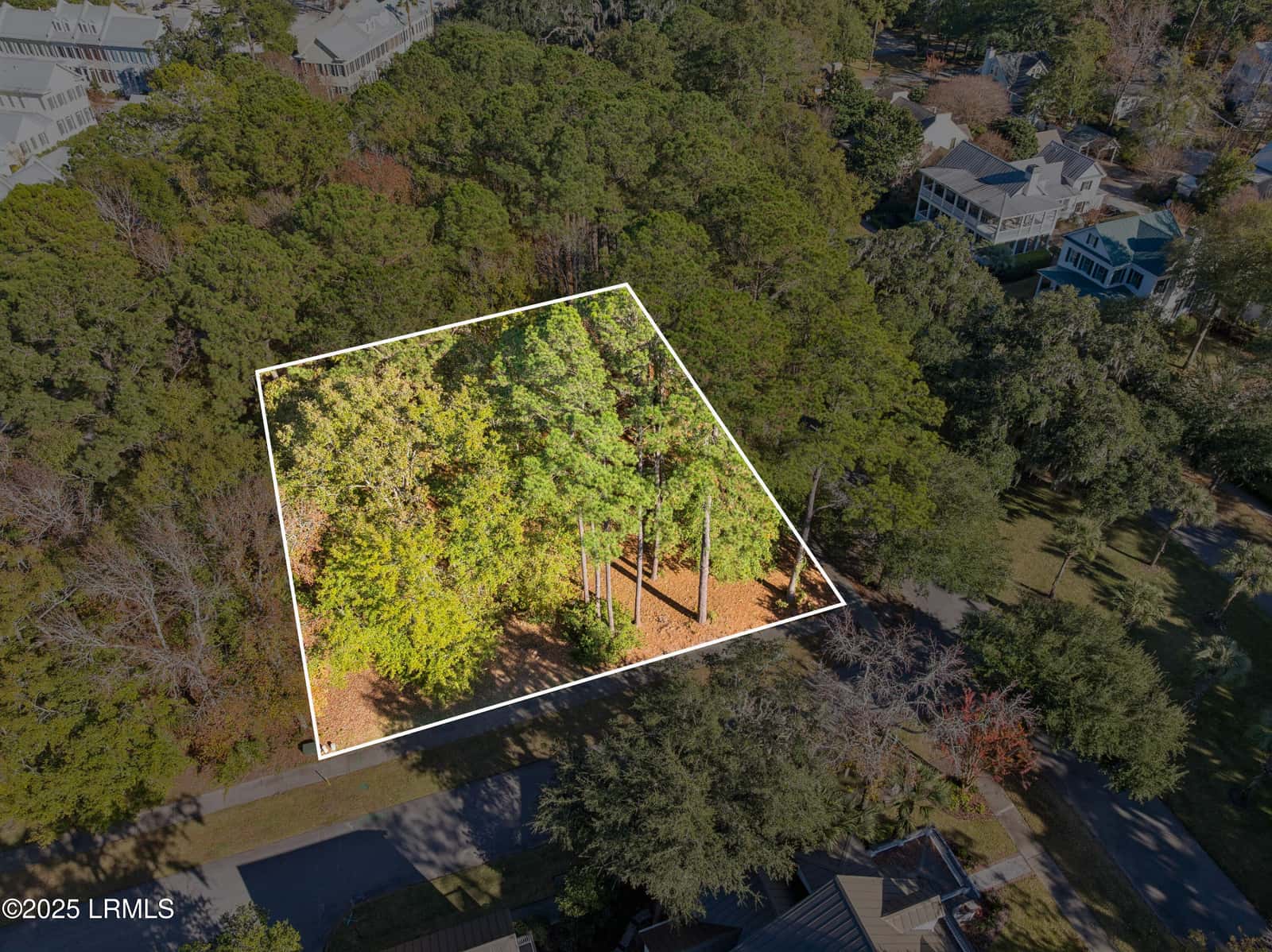 7 N Loudon, Beaufort, SC 29906 — photo 30 of 40