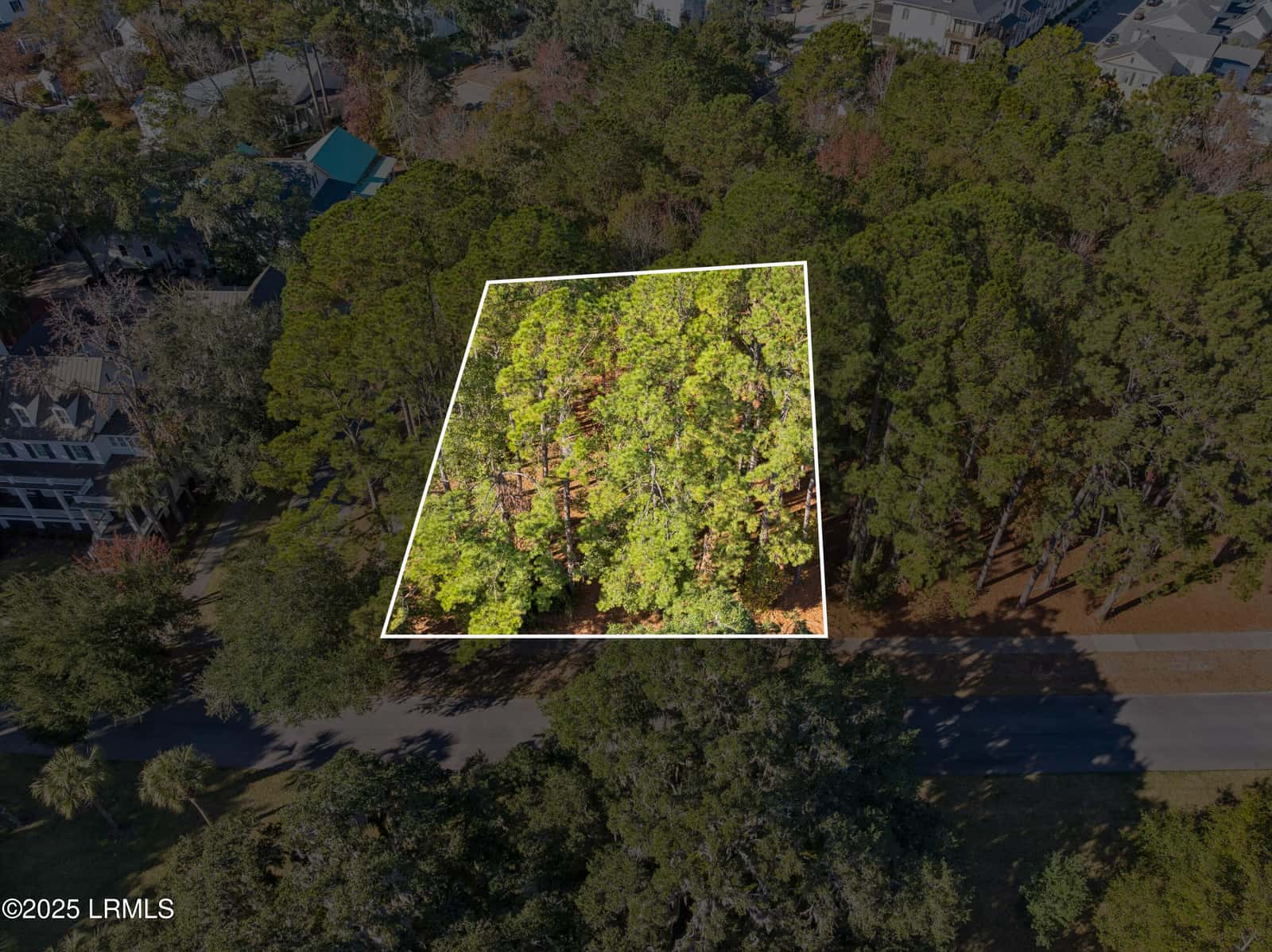 7 N Loudon, Beaufort, SC 29906 — photo 31 of 40