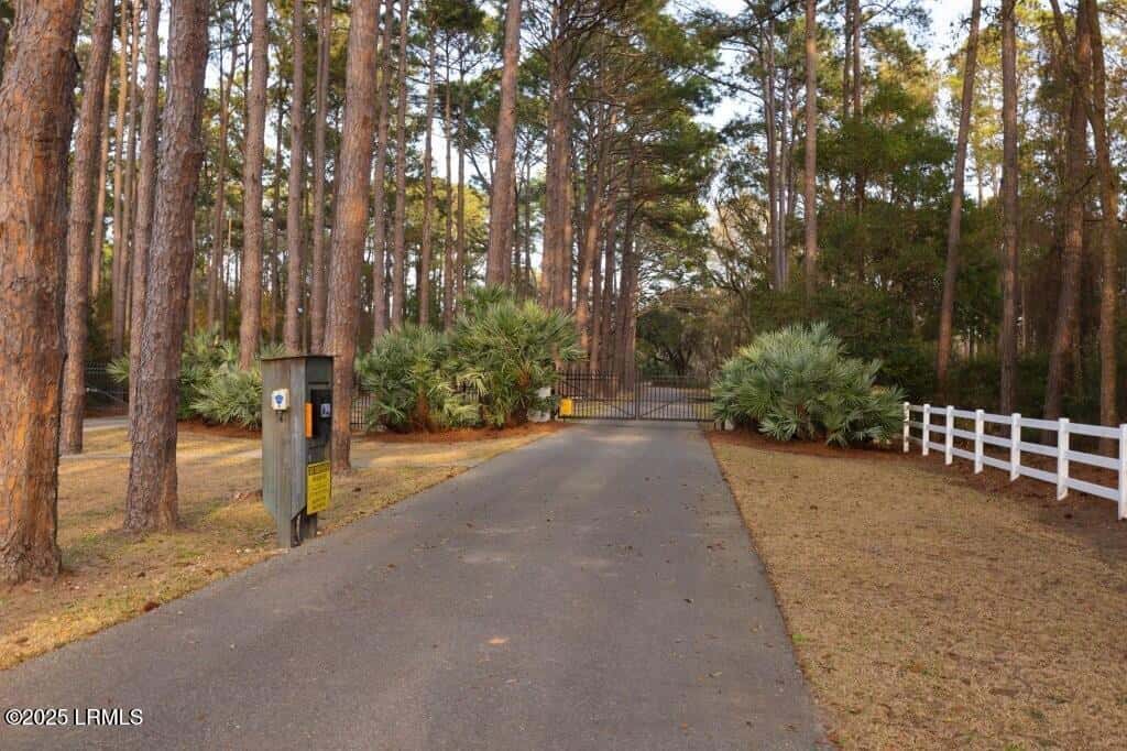 12 Vista Boulevard W, St. Helena Island, SC 29920 — photo 13 of 18