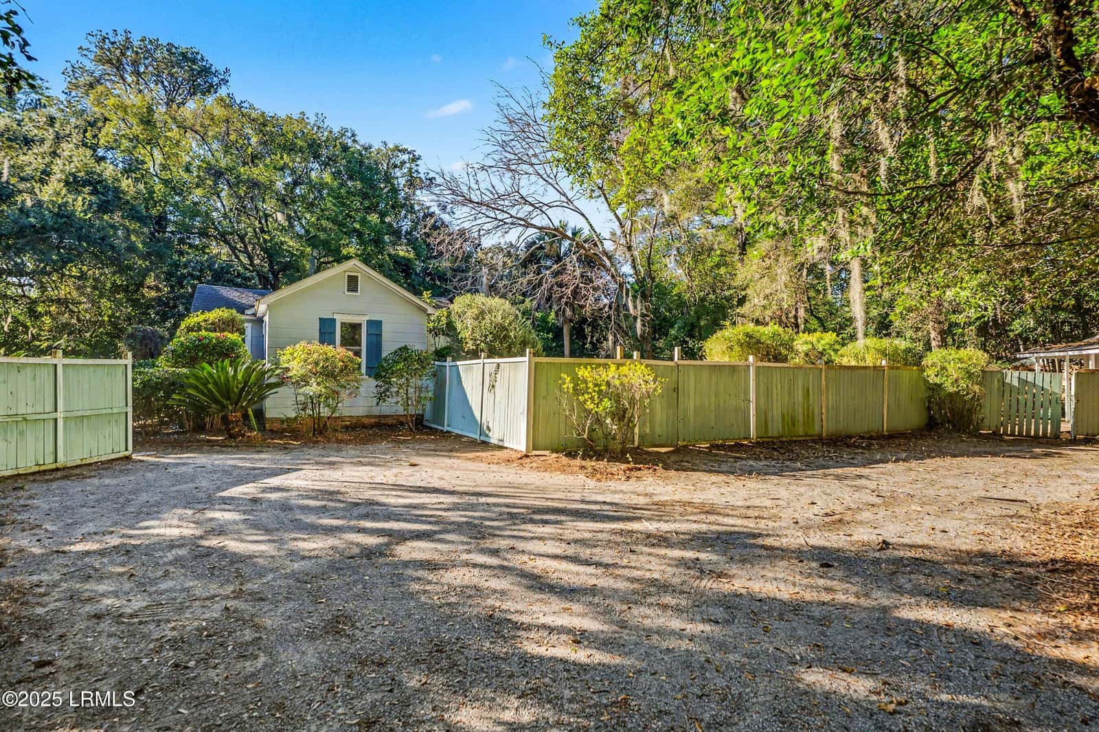 2301 Hermitage Road, Beaufort, SC 29902 — photo 34 of 56
