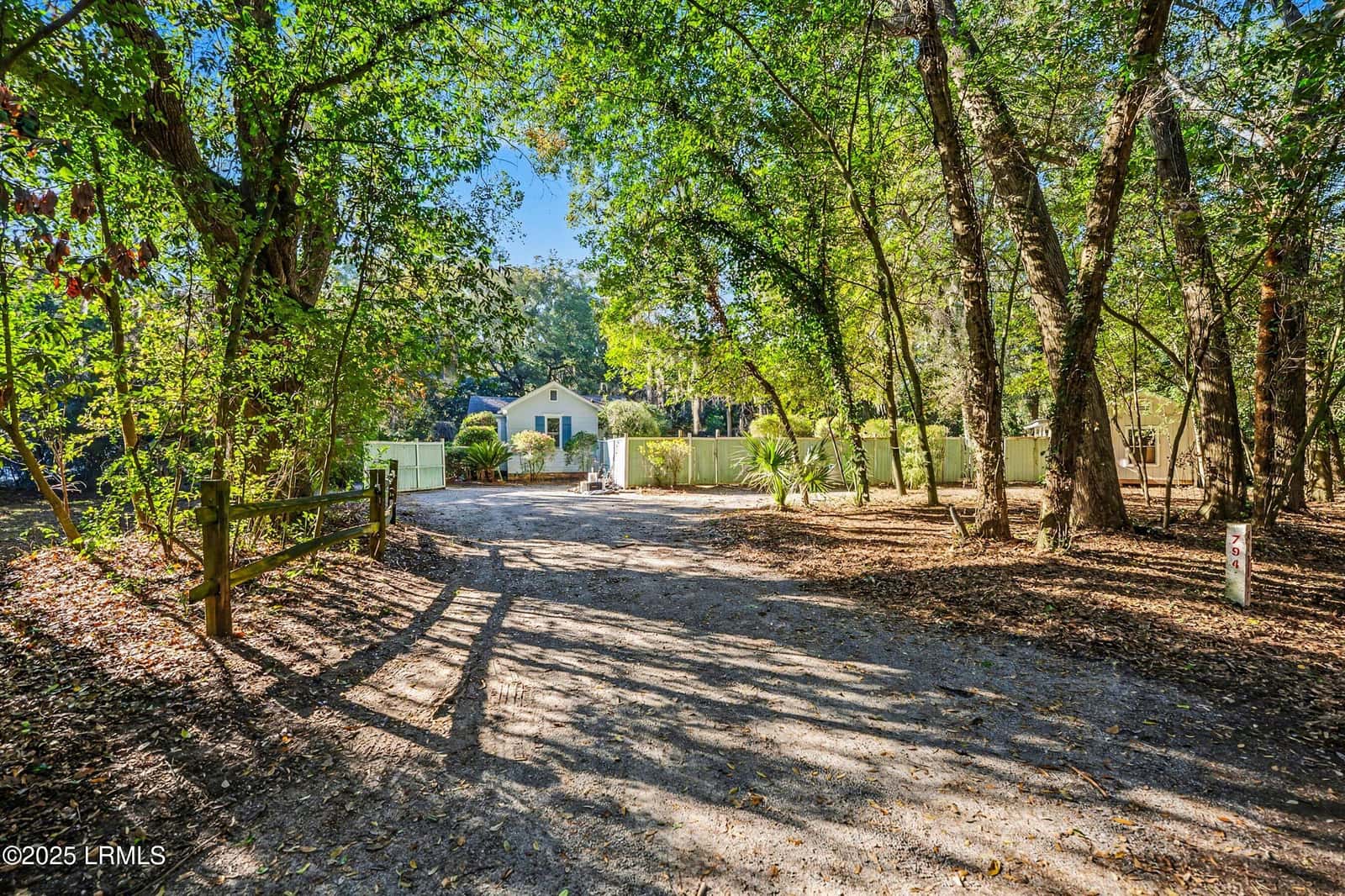 2301 Hermitage Road, Beaufort, SC 29902 — photo 35 of 56