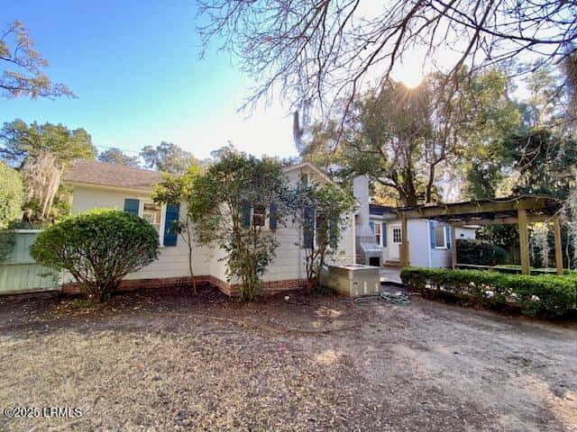 2301 Hermitage Road, Beaufort, SC 29902 — photo 32 of 56