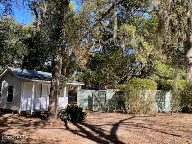 2301 Hermitage Road, Beaufort, SC 29902 — photo 39 of 56