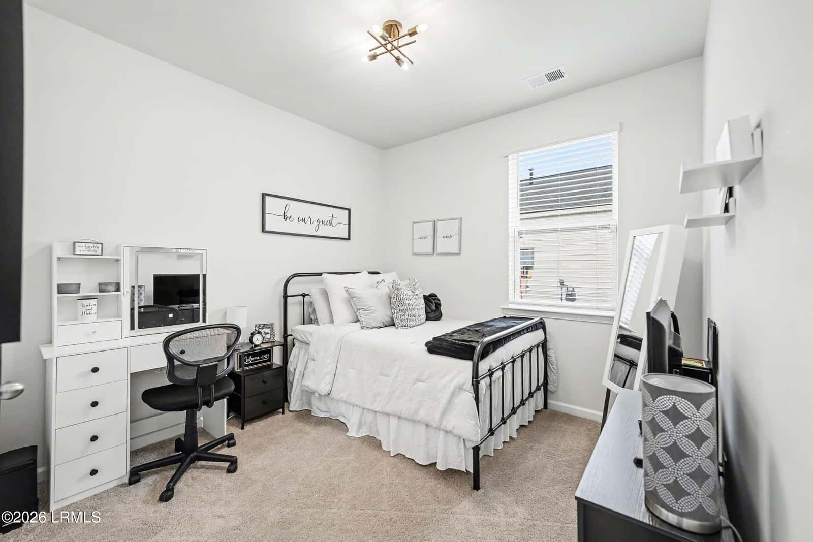 1877 Sanctum Street, Ridgeland, SC 29936 — photo 9 of 39