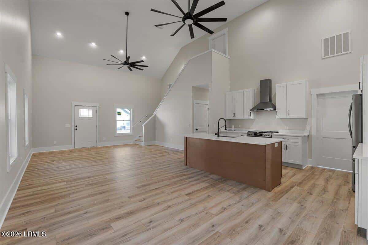2021 Lafayette Street, Beaufort, SC 29902 — photo 2 of 100