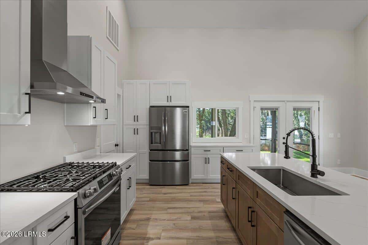 2021 Lafayette Street, Beaufort, SC 29902 — photo 12 of 100