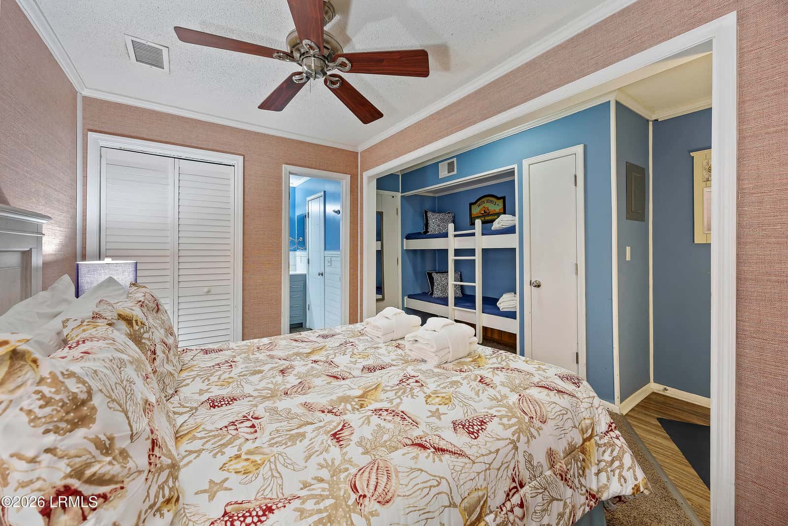 40 Folly Field Road A314, Hilton Head Island, SC 29928 — photo 10 of 48