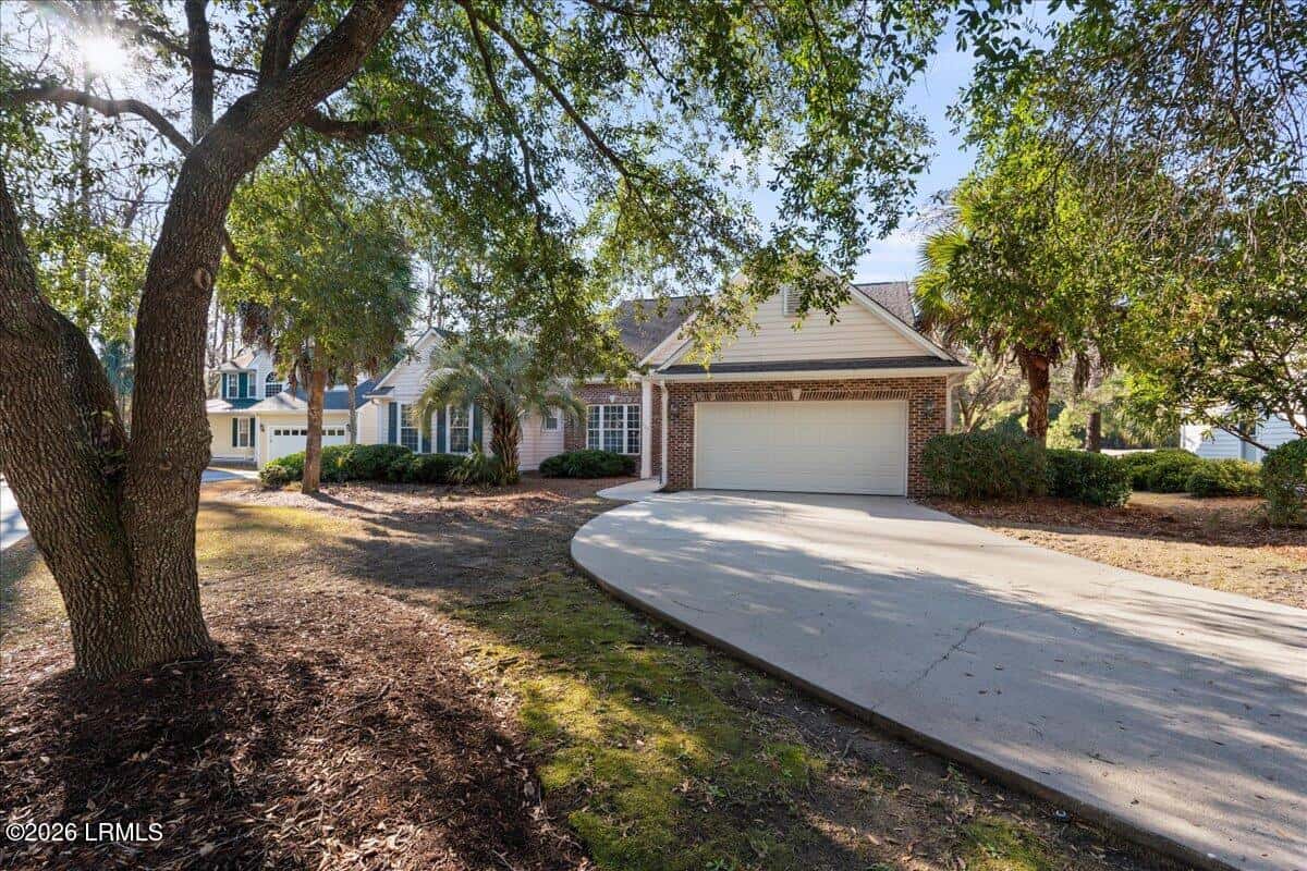 122 Island West Drive, Bluffton, SC 29910 — photo 1 of 26