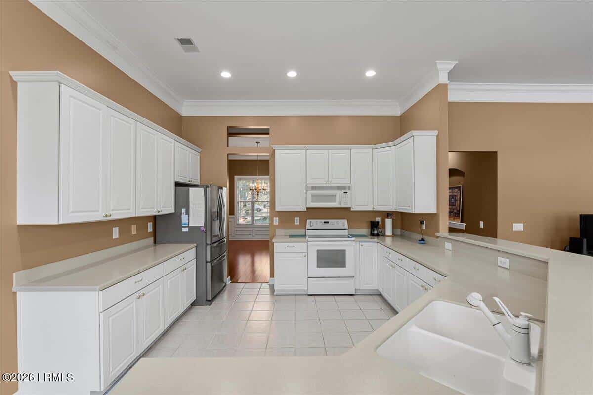 122 Island West Drive, Bluffton, SC 29910 — photo 13 of 26