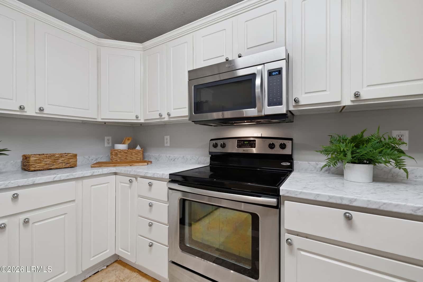323 Mill Pond Road, Bluffton, SC 29910 — photo 14 of 41
