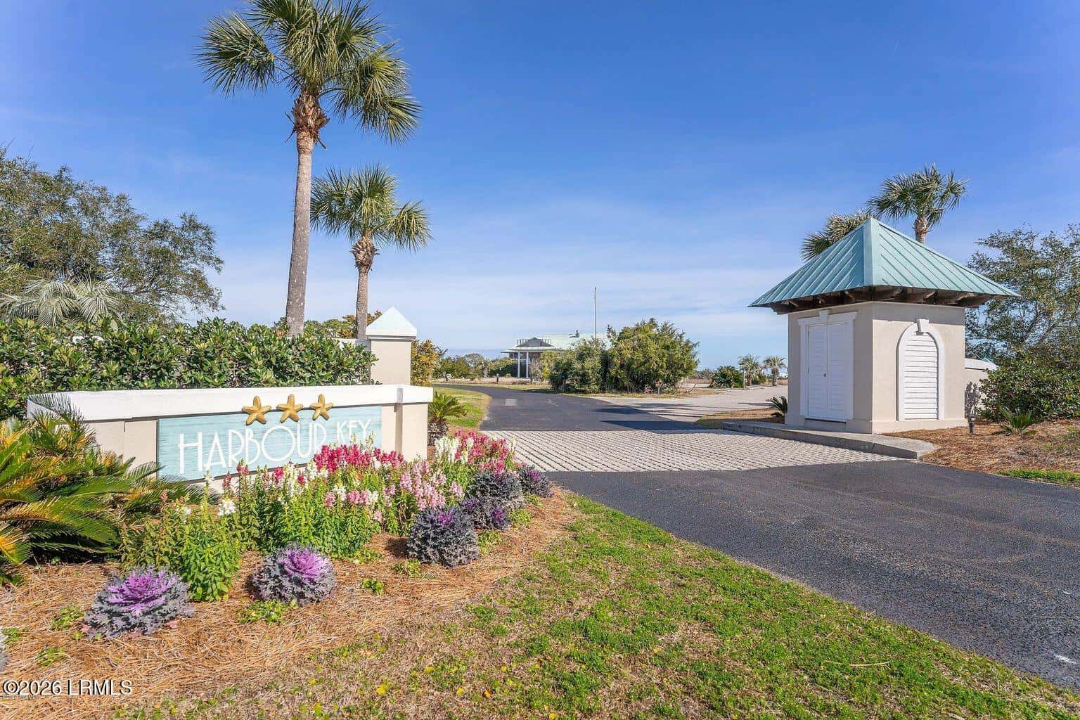 8 Key West Drive, Harbor Island, SC 29920 — photo 1 of 10