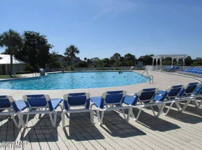 8 Key West Drive, Harbor Island, SC 29920 — photo 7 of 10