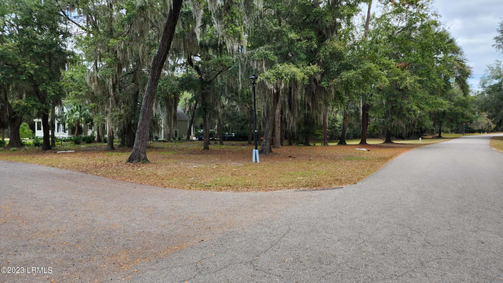 2 Long Pond Drive N, Beaufort, SC 29907 — photo 1 of 11