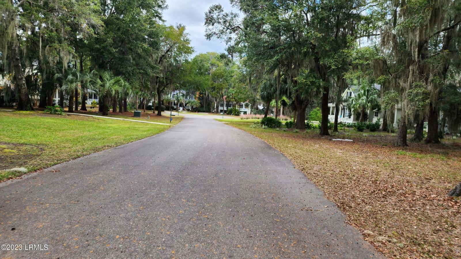 2 Long Pond Drive N, Beaufort, SC 29907 — photo 5 of 11