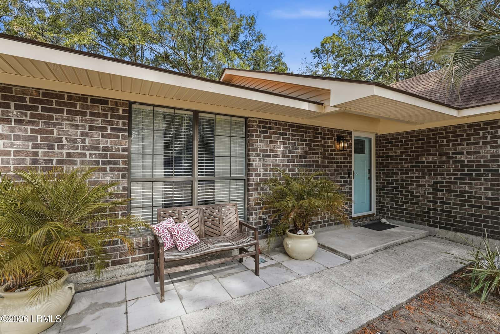 7 Woodbine Drive, Beaufort, SC 29907 — photo 2 of 29