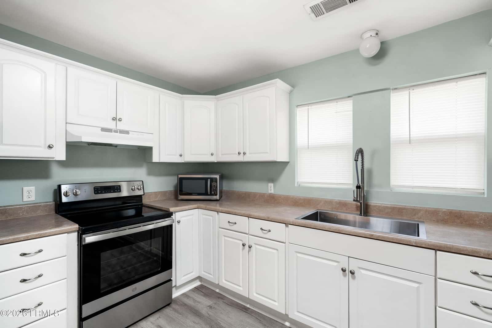 2813 4th Street, Beaufort, SC 29902 — photo 14 of 31