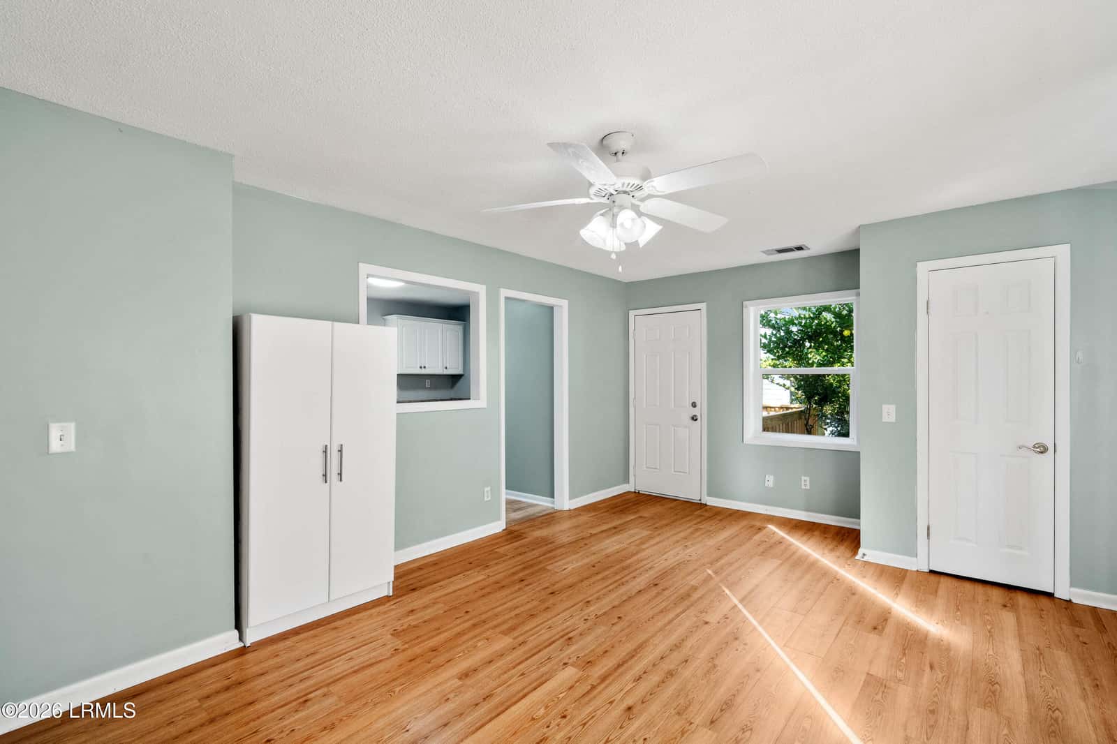 2813 4th Street, Beaufort, SC 29902 — photo 8 of 31