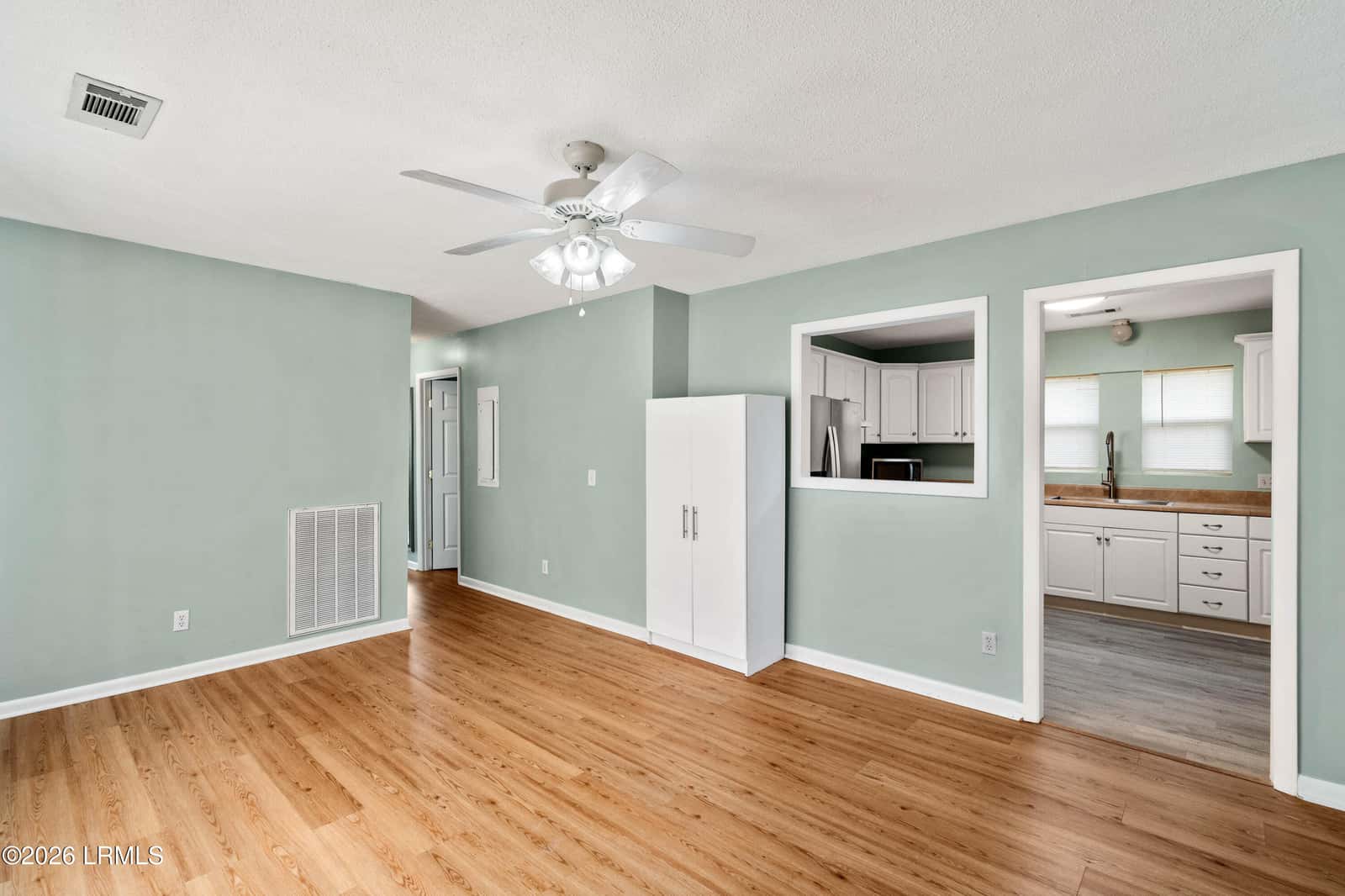2813 4th Street, Beaufort, SC 29902 — photo 9 of 31